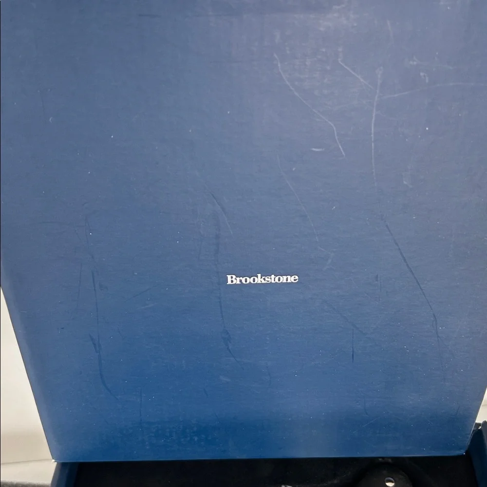 Brookstone Wine Opener Set.  Never used, In excellent condition.
